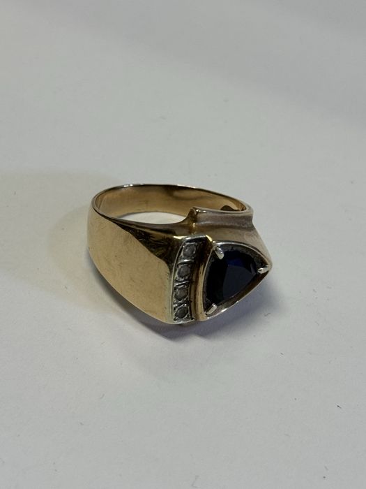 златен дамски пръстен 8.49гр 14к 585