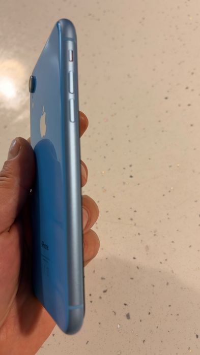 iPhone XR 128 GB, 90% батерия