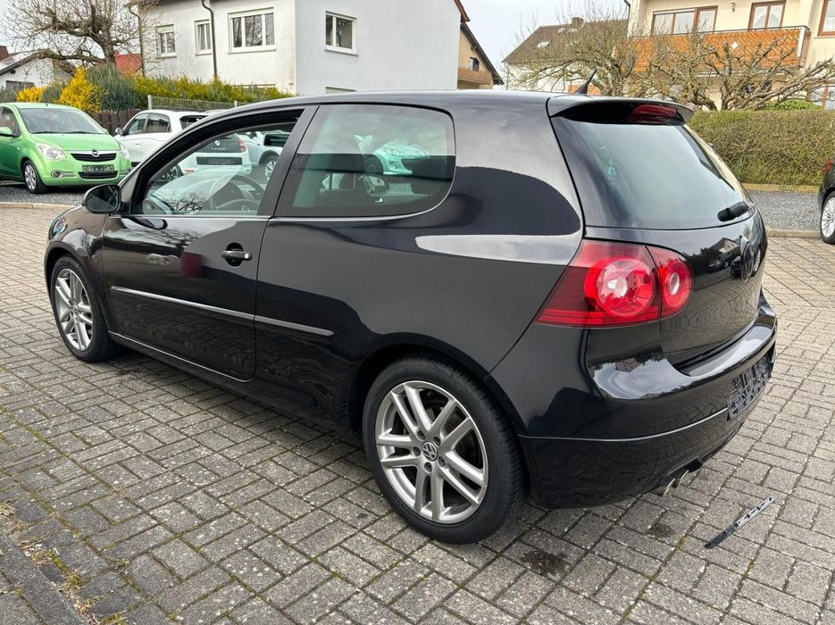 Продавам Голф 5 1.4 170кс на ЧАСТИ, както и още над 12 Голф 5 на ЧАСТИ