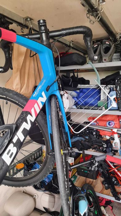 B’TWIN ULTRA CF – Carbon | Shimano 105 | 7.5 kg | Mavic Aksium