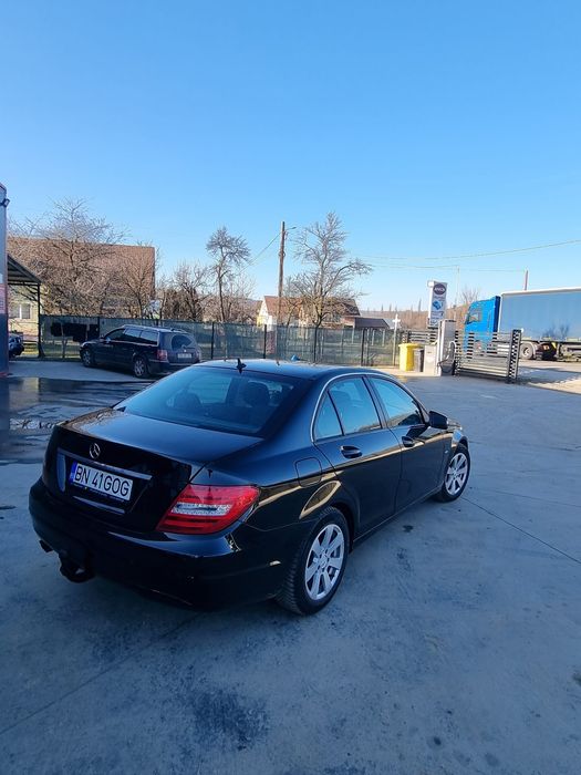 VAND MERCEDES C180  2.2 diesel anul 2011