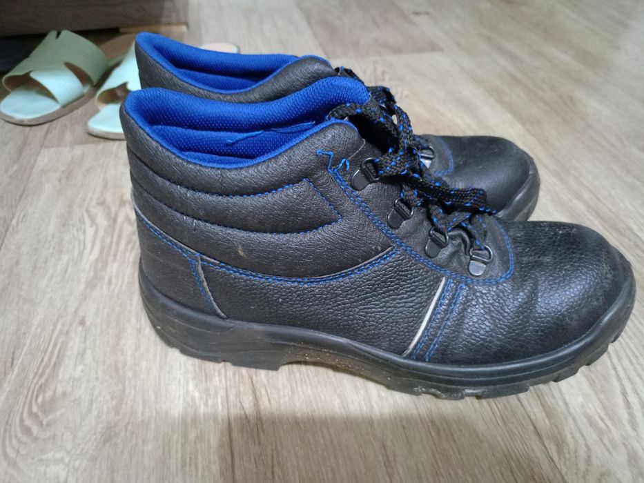Спец. Ботинки, 43р