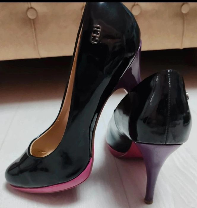 Pantofi eleganți lăcuiți Graceland cu toc comod