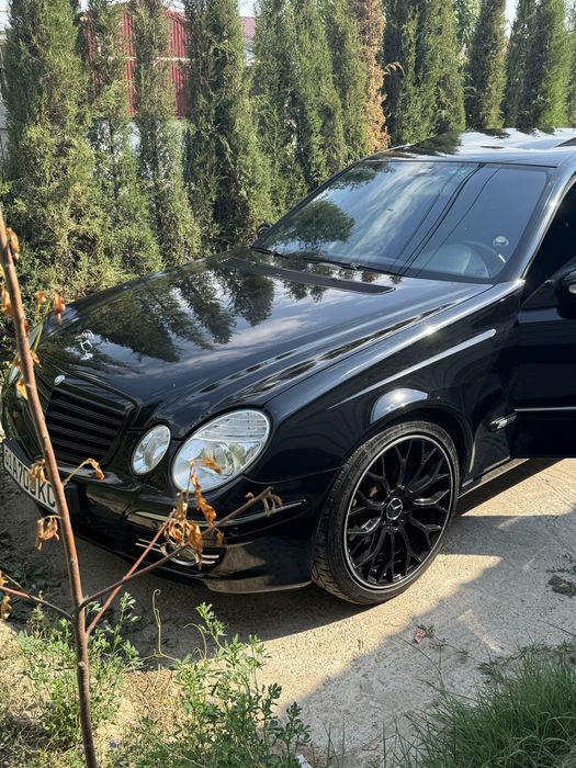 Мерседес Бенз W211 сотилади 2005 йил обмен