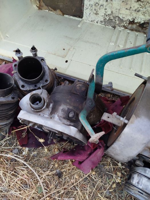 Урал коробка мотор силиндр сотилади