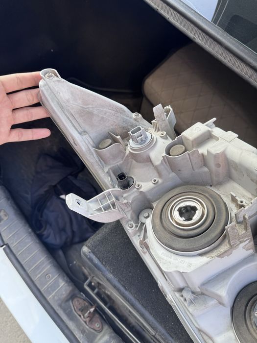 Правая фора камри 45 оригинал европа