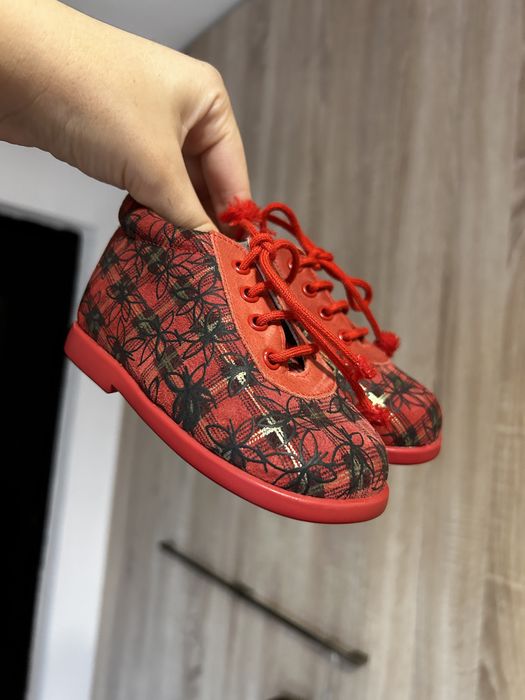 Papucei noi, piele nr 21