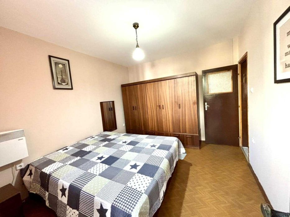 Дава се под наем Тристаен апартамент в Пловдив, Мараша - 82 кв.м за 561 € - Снимка #1