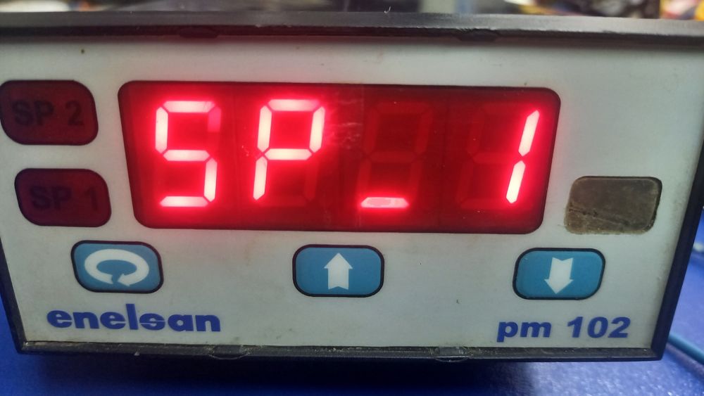 Multi  -panel meters Enelean  Pm 102-01.02.2R