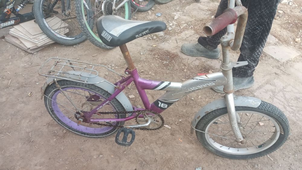 Велик на девукаи