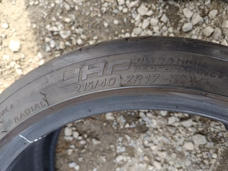 Летни гуми 215 40ZR 17 87 W  Дот 3619