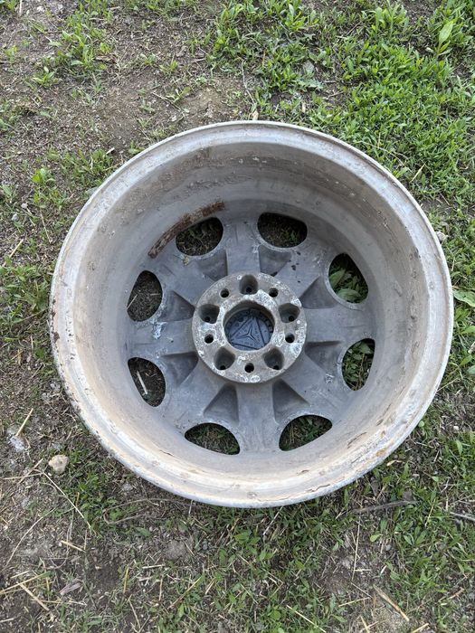 срочна сатам дөңгелеке