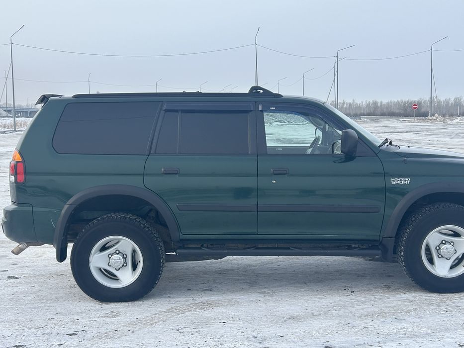 Mitsubishi Montero sport