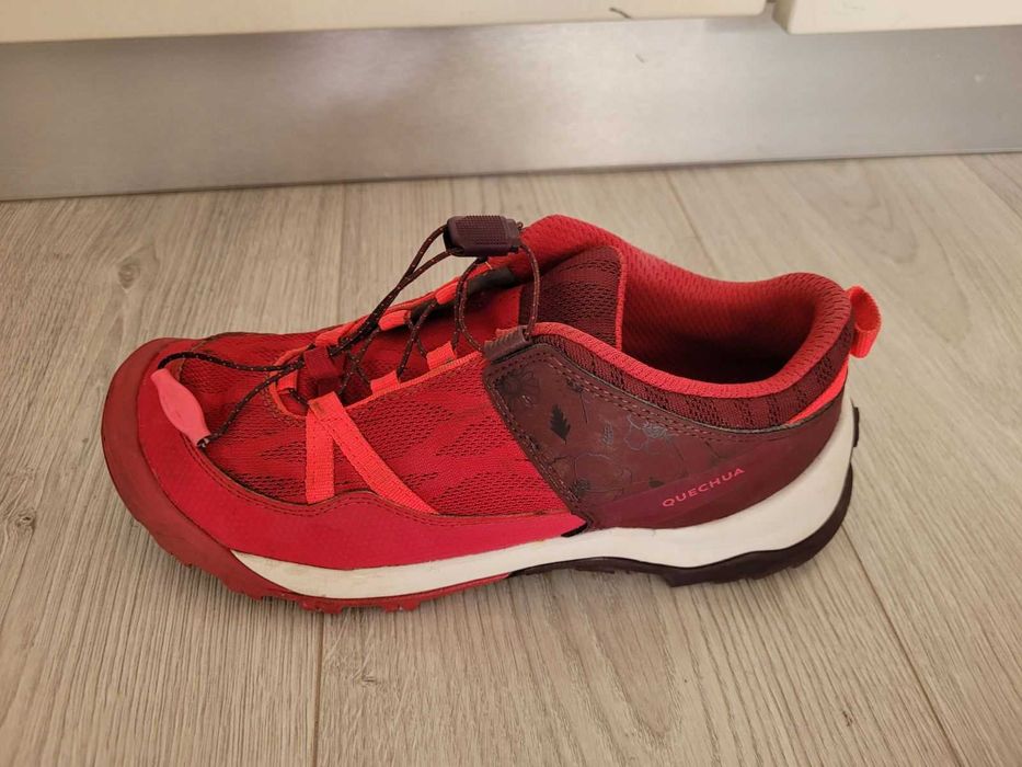 Детски обувки за планина - момиче. 37 номер. Цена 39лв