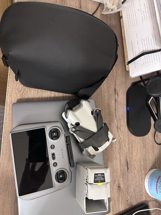 Квадракоптер DJI mini4, fly more combo