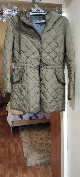 Продам женские куртки