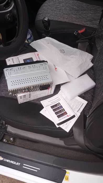 Магнитола для автомобиля новый