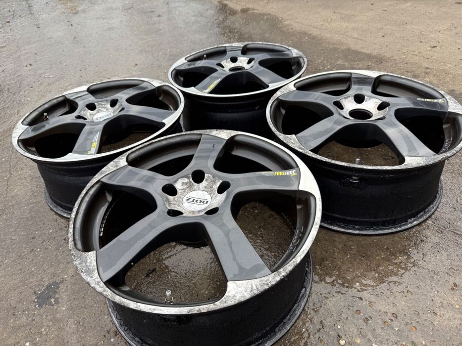 Джанти с гуми 5х120 18’ et35