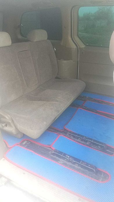 Автомобиль Киа Карнивал