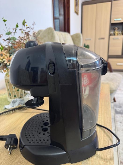 Expresor cafea De'Longhi EC201.CD.B,