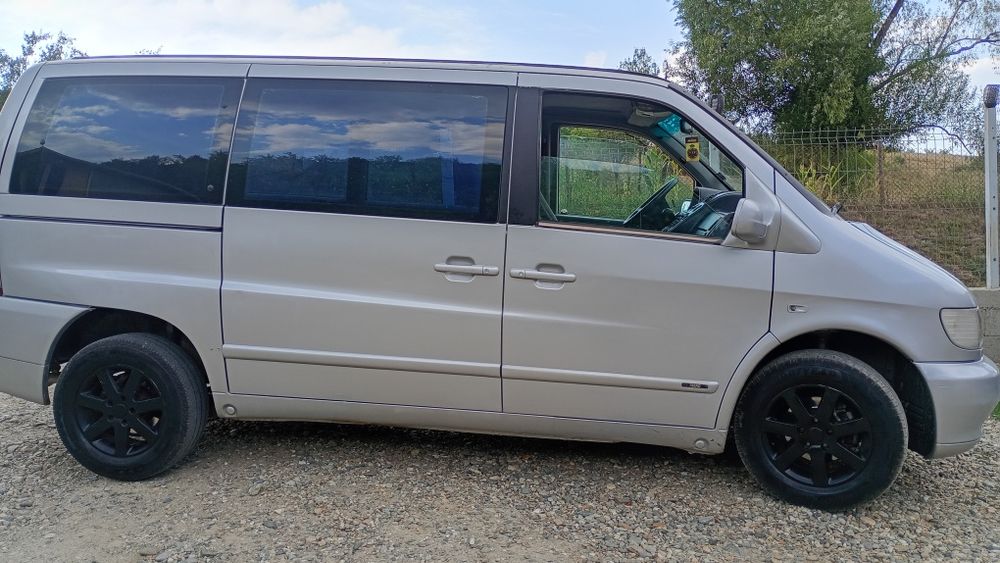 Vând urgent mașină Mercedes vito vecloss