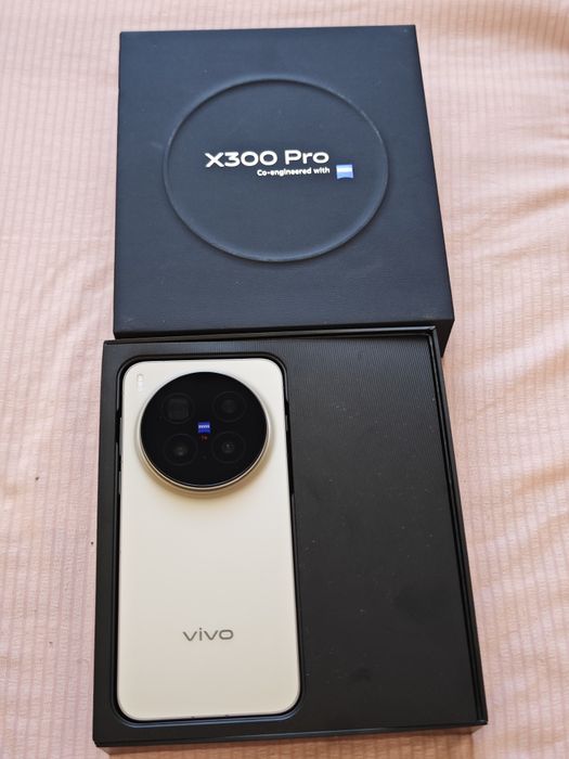 Vivo X300 Pro 512Gb как новый