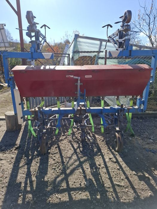 Prasitor. Cultivator