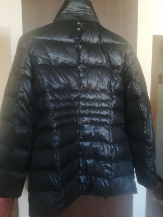 Дамско яке шушляково. Цвят черно.