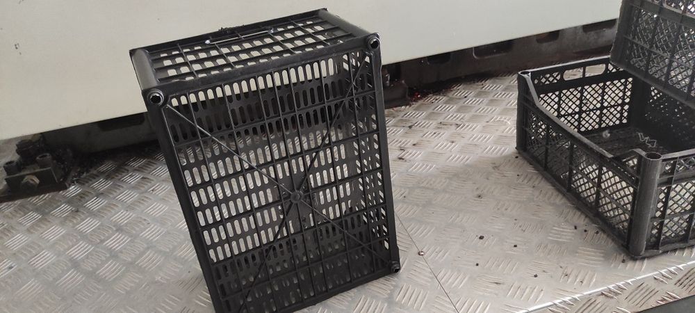 Yashik karzinka 17, lik