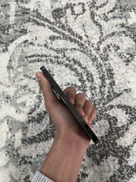 Iphone 12 pro sotiladi