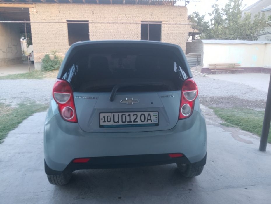 Chevrolet Spark.  2 - позиция.