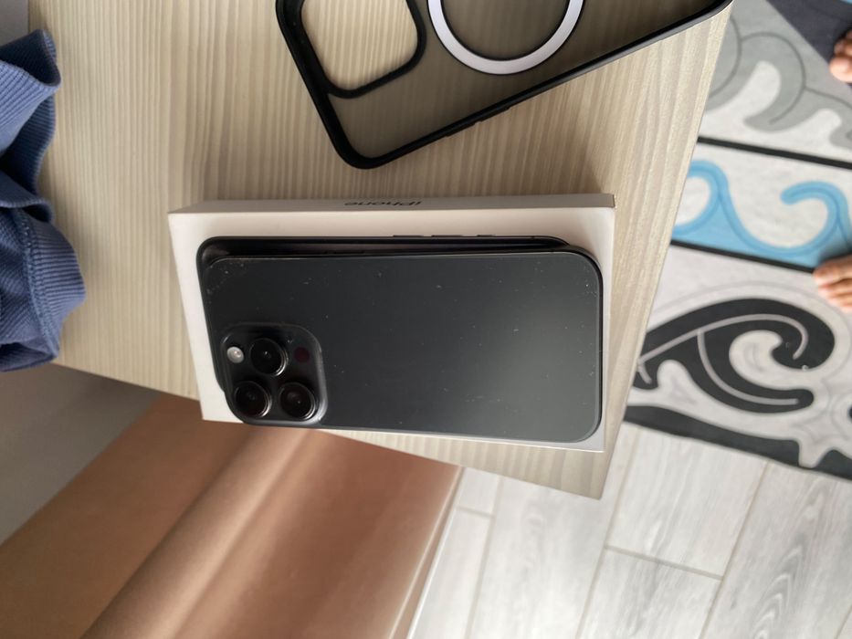 Iphone 15 pro 256 black