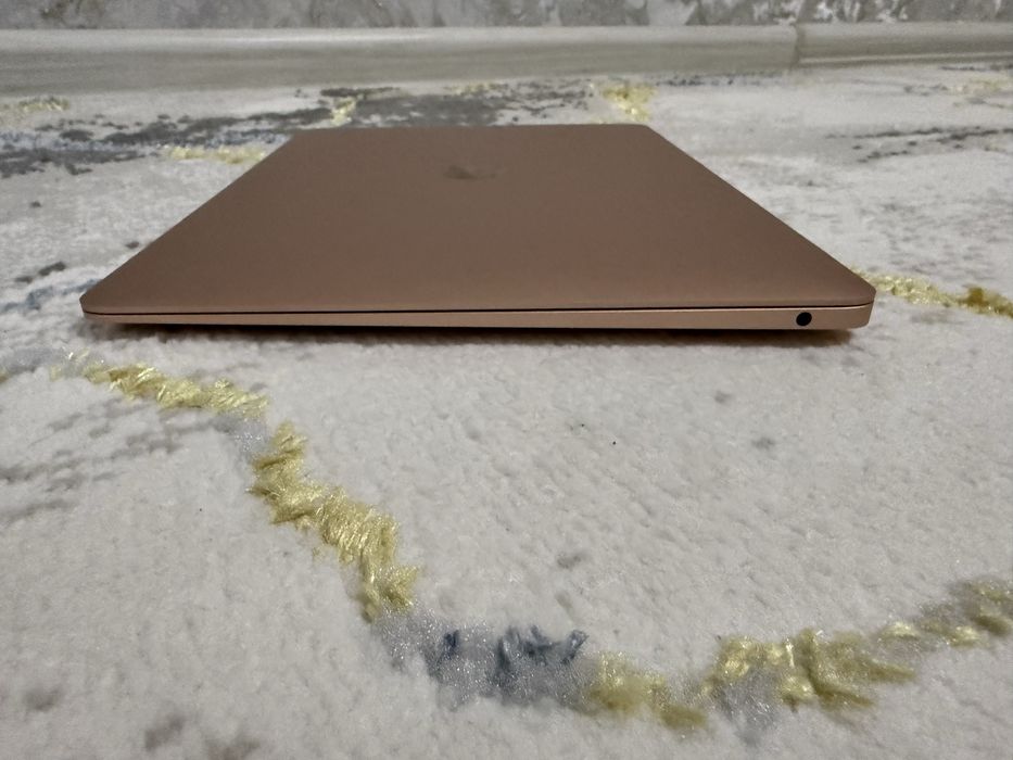 Macbook M1 Air 8/256Gb 13inch