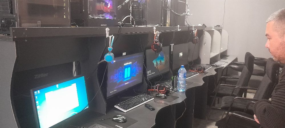 Kampyuter Game Club