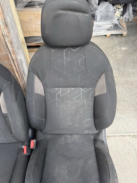 Салон за Пежо Peugeot 2008 обикновен плат ном 688