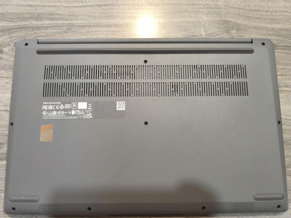 Продава се лаптоп Lenovo – 600 lv

Продавам лаптоп Lenovo в перфектно