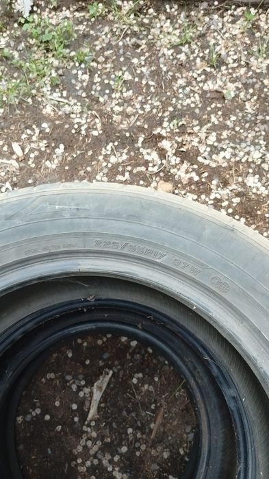 Продам шины  R17