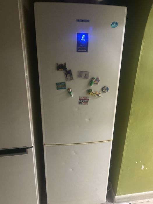Продам холодильник