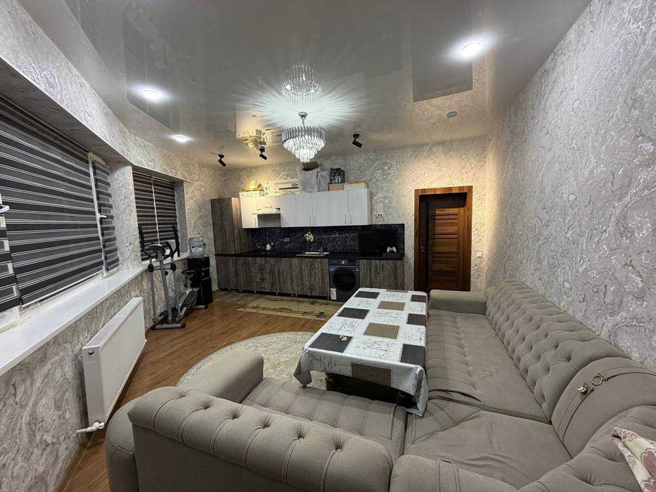 Продаётся 2х комн квартира на 4 этаже Ор-р Файзобод мечеть