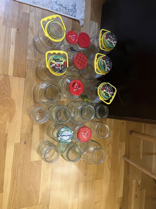 Отдам банки для ңонсервации