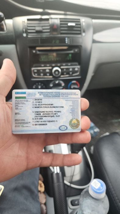 Hyundai Starex sotiladi