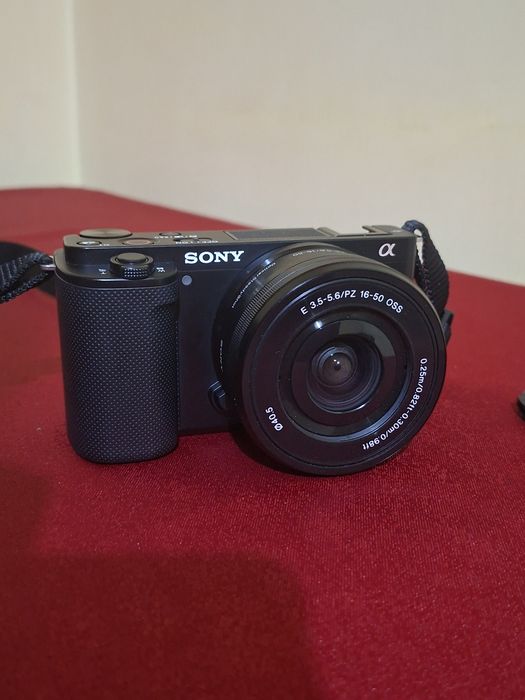 Sony ZV-E10 + 16-50mm | Гаранция до 01.2027 | Angelbird 64GB