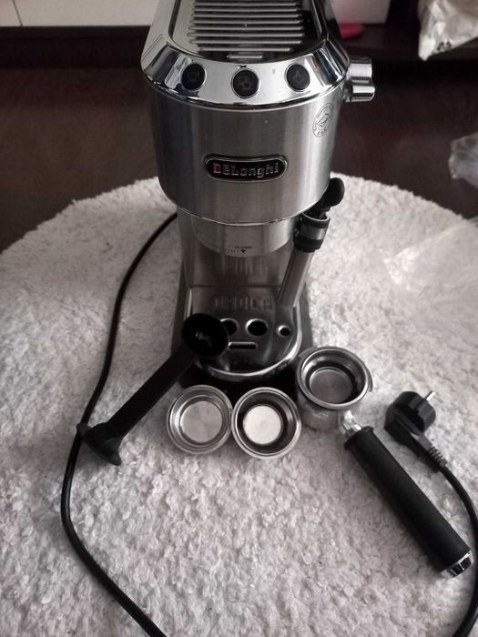 Expresor cafea delonghi