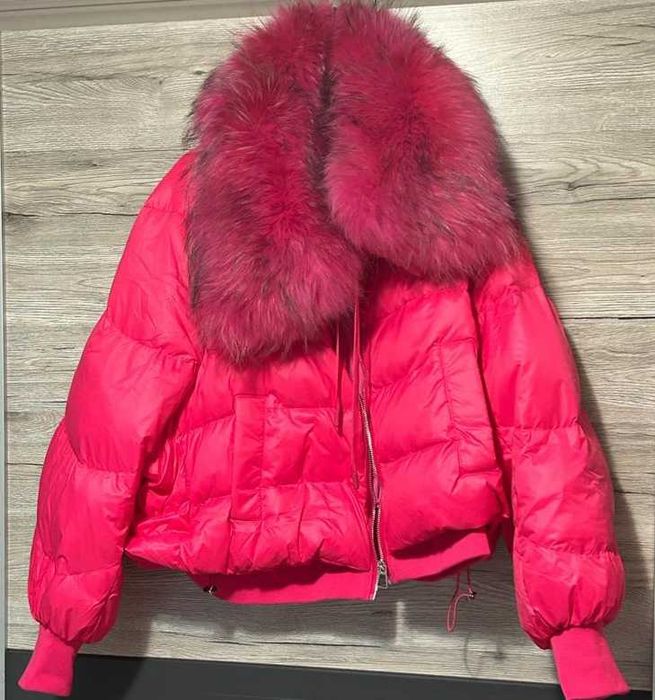 Дамско пухено яке с яка от лисица