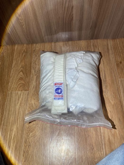 Ақ кимано питнолар жоқ таза