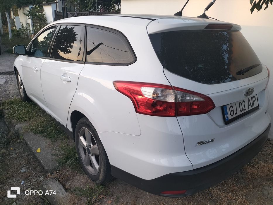 FORD Focus 2011 — imagine 5