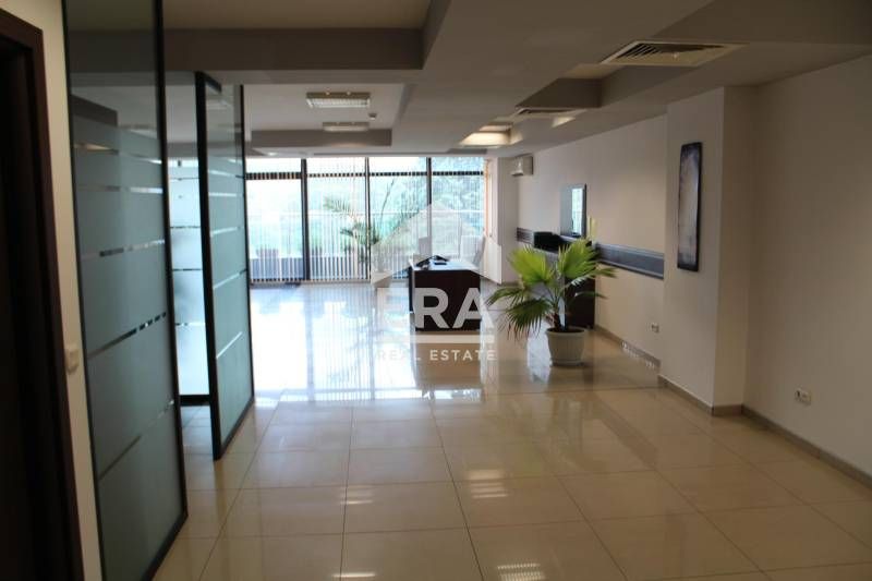 Продава се Склад в Варна, Изгрев - 126 кв.м за 1508 €/кв.м - Снимка #9