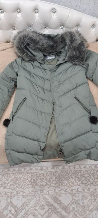 Зимняя куртка в отличном состоянии