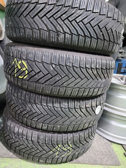 4 бр зимни 205/60/16 Michelin