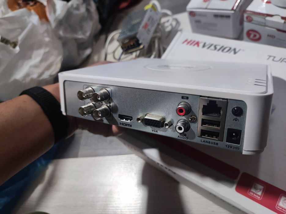 Комплект видеонаблюдения Hikvision